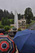 Watching a fountain in the rain at Linderhof.