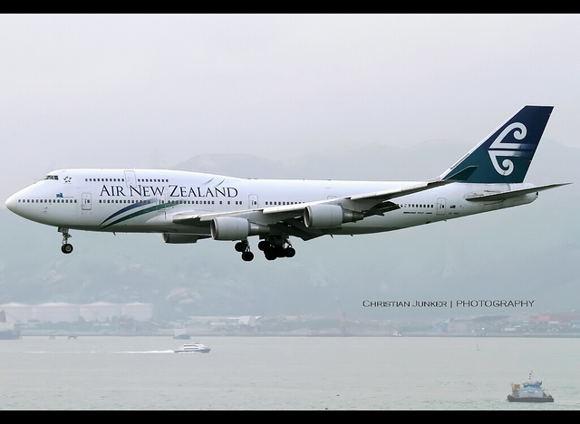 Air New Zealand Photo by Christian Junker - Flickr